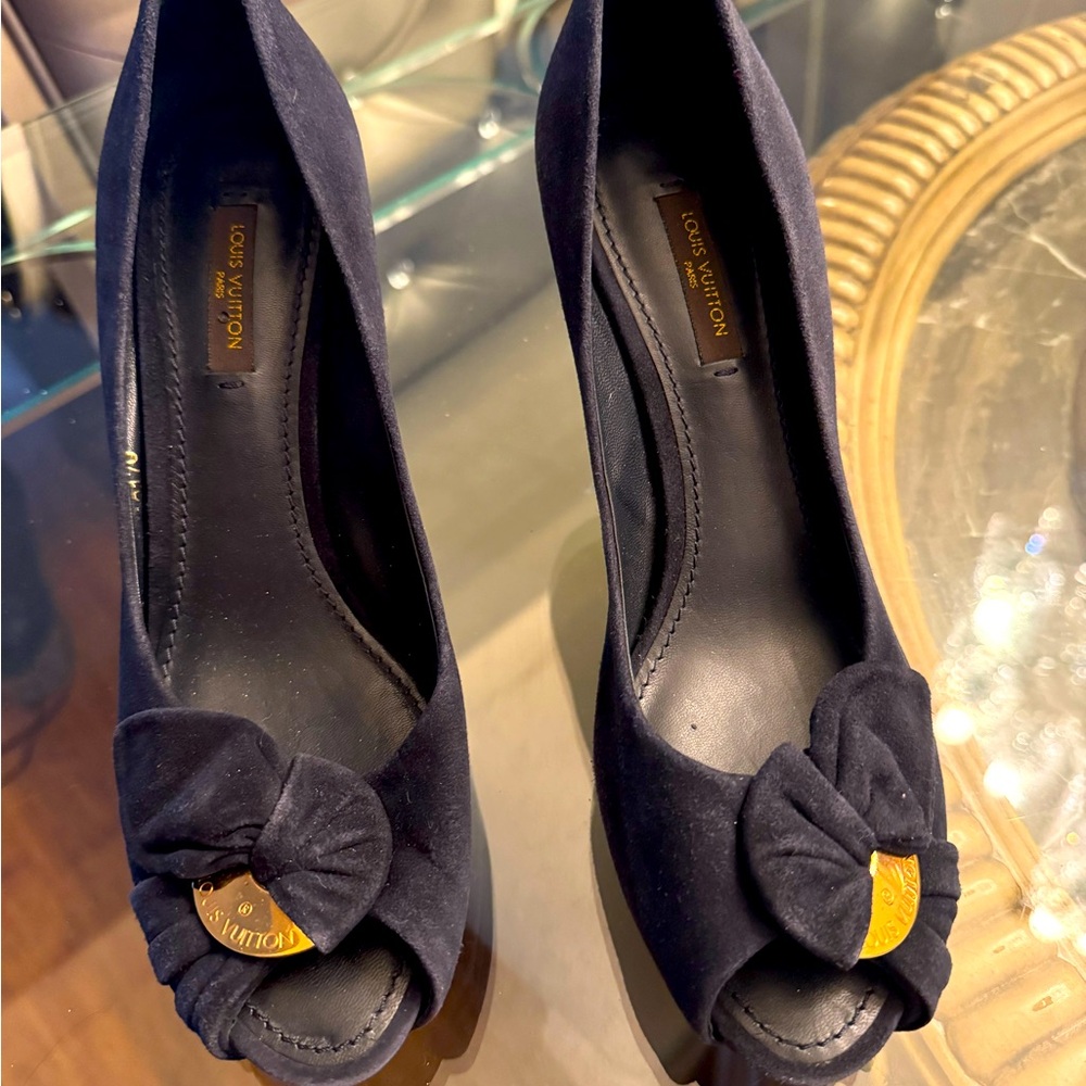 Louis Vuitton open toe shoes